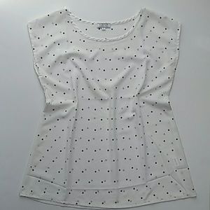 NWOT A Dip of Darling Polka Dot Cap Sleeve Top